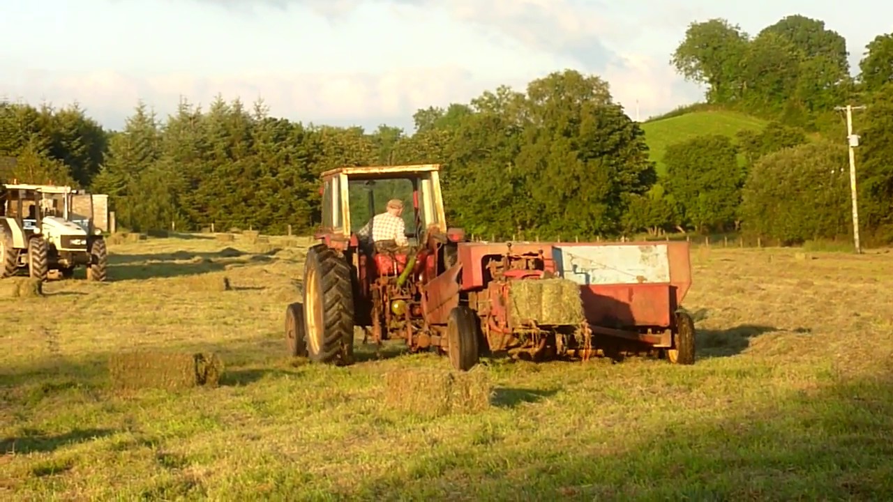 Baling hay, Drumquin
