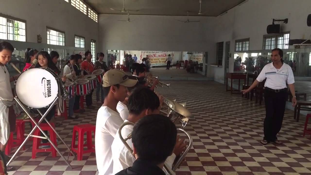Hành khúc Đội TNTP Hồ Chí Minh - Đội nghi thức trống kèn TTSHTTN tỉnh Trà Vinh (TYC)