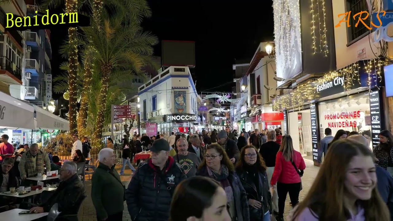 Tardeo y Fiesta en Benidorm  Año Nuevo 2026 Fiesta en la Playa de Levante: Es el evento central