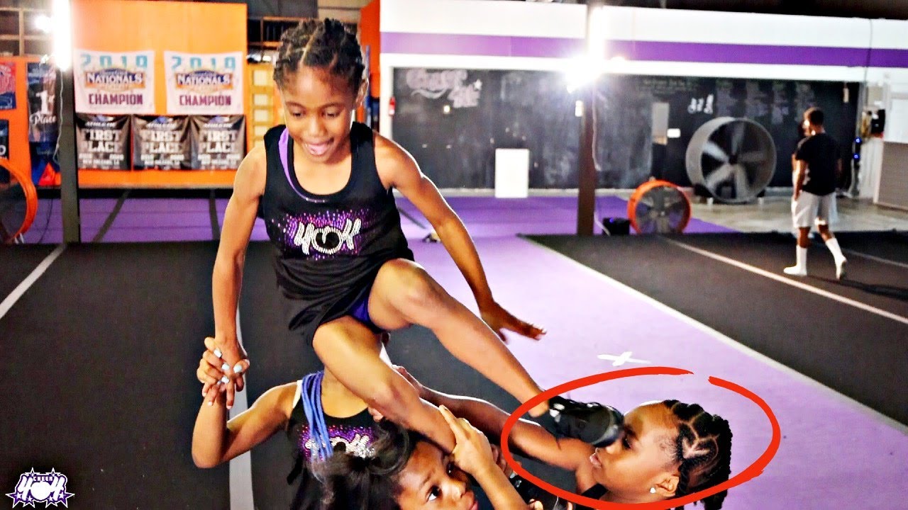 CHEER 404 | She COLLAPSED on Her Head!!