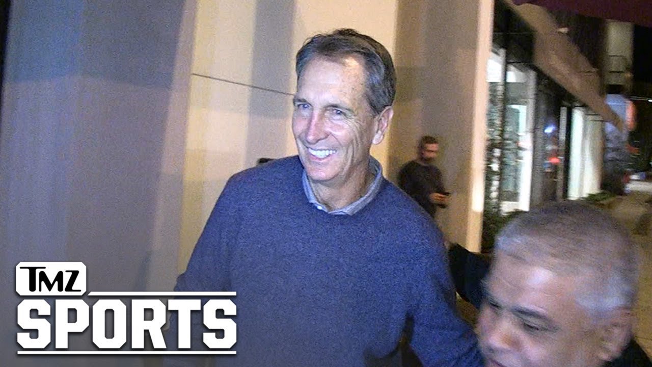 Cris Collinsworth Hopes the Bengals Sign Kaepernick, 'He'll Fix 'Em'