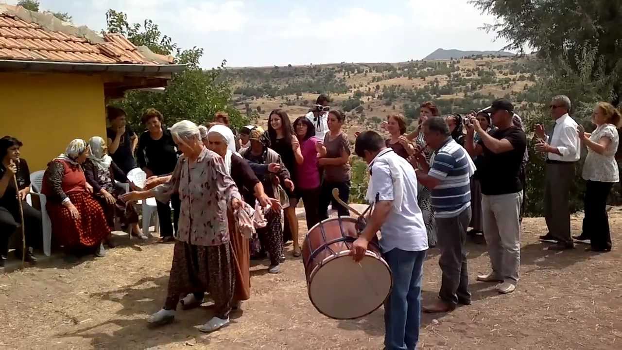 İğdir Köyü Büyüklerinden Kol Oyunu - 02.09.2011