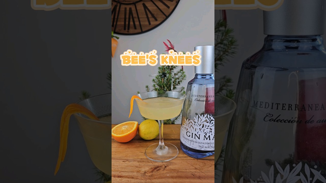 Bee's Knees cocktail recipe #beesknees #cocktail #drinks #recipe #fyp #howto #easycocktail #gin #uk