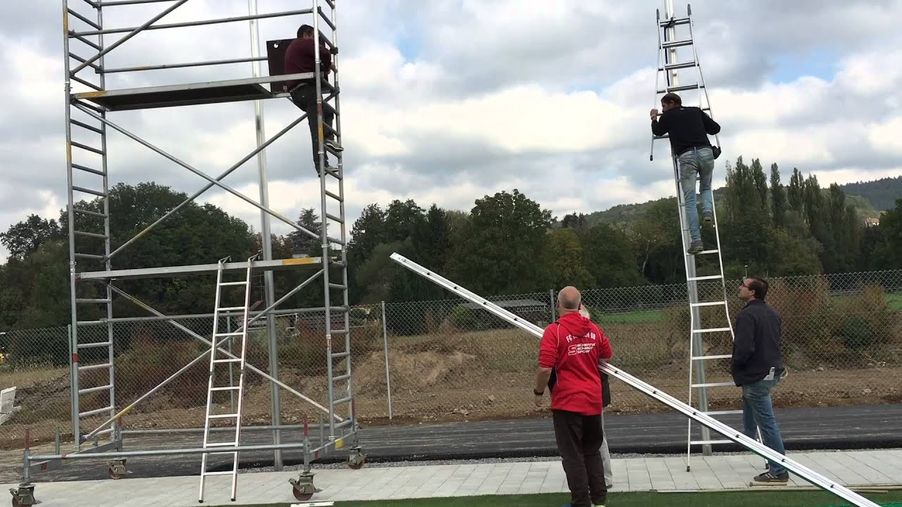 Installation des Ballfangnetzes