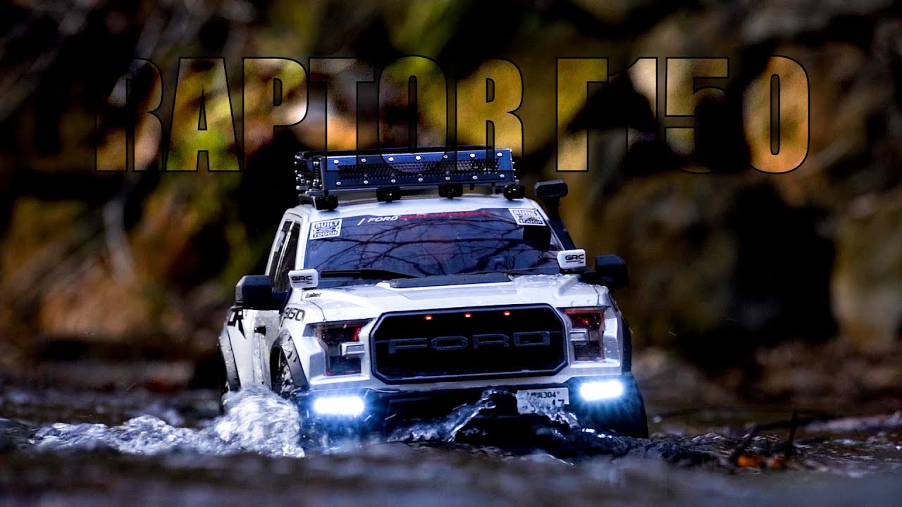 1/8 TractionHobby RAPTOR F150 Crossing the river, enveloped in serene tranquility
