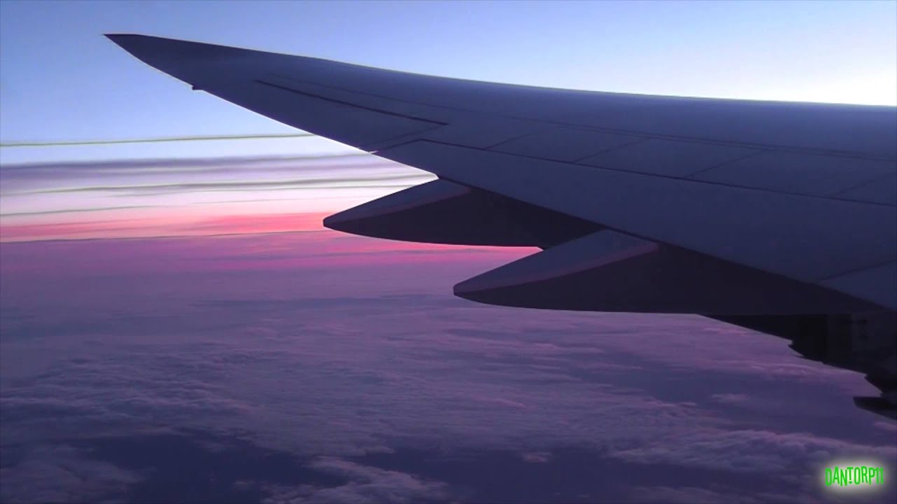 747-8 In-Flight | Stunning Turbulence, Close-Up Air to Air Shots and Sunrise!