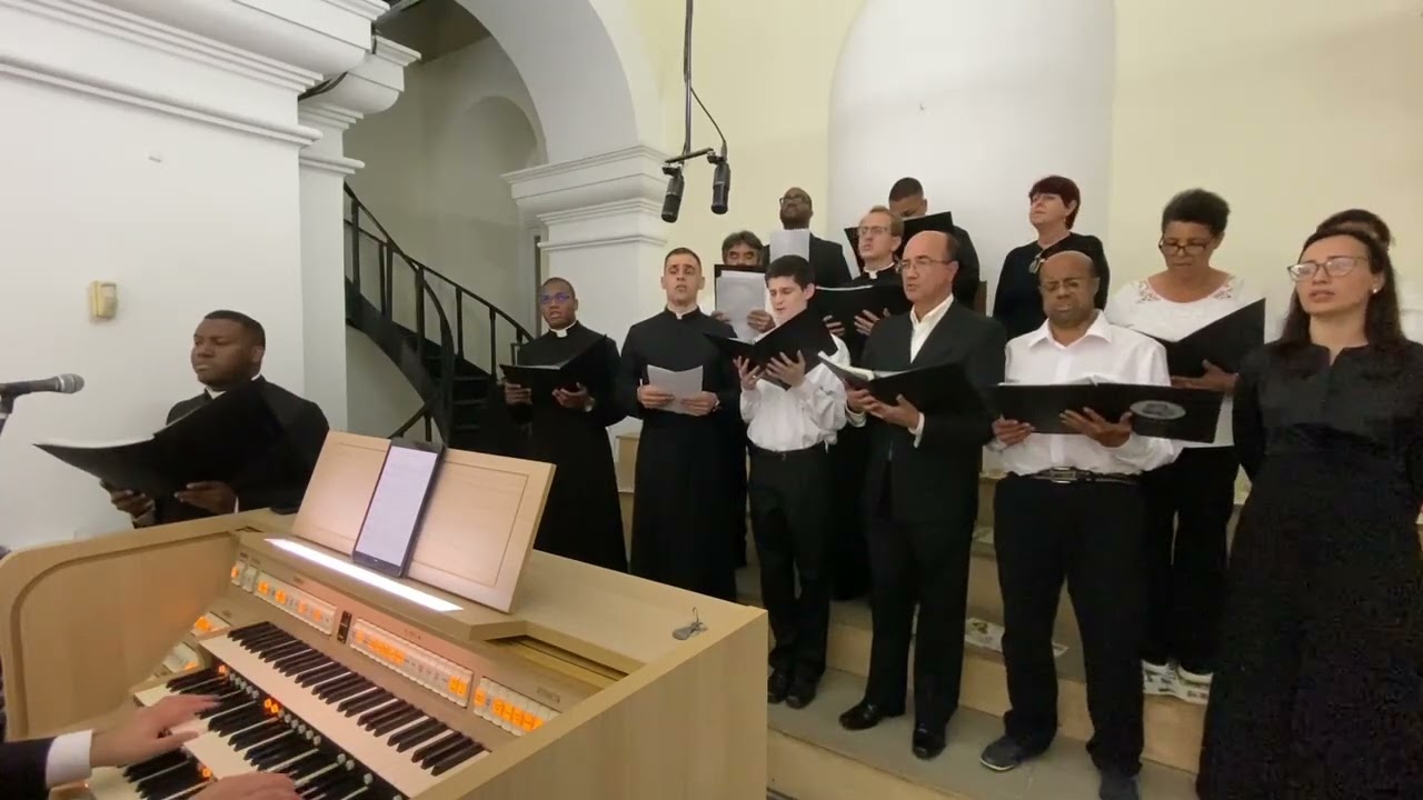 Glória (Mons. Marco Frisina)