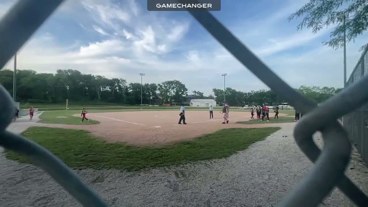 Ava out fielding v wayne