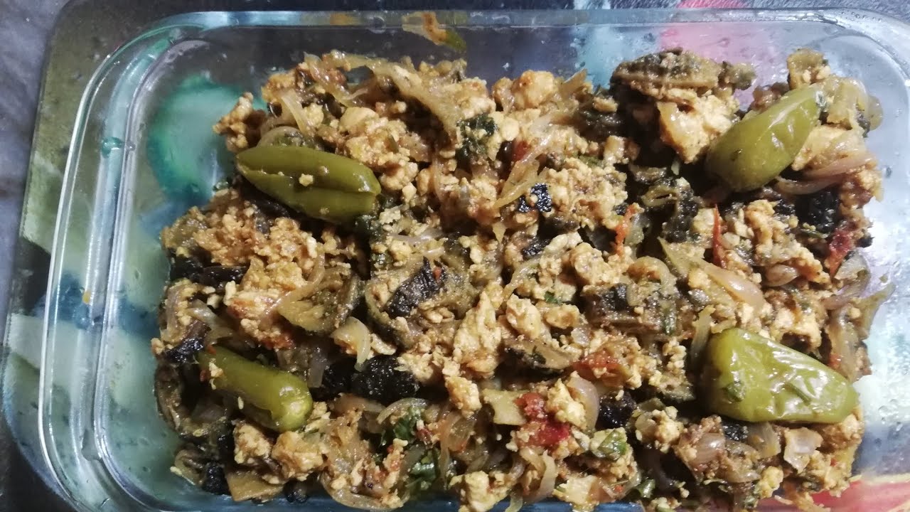 Bitter Gourd And Minced Chicken || Qeema Karele