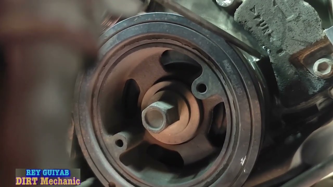 TOYOTA HI-ACE: 110k km Timing belt replacement. | DIRT MECHANIC