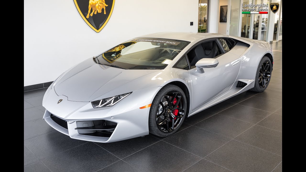 2017 "Grigio Nimbus" Lamborghini Huracán RWD Coupe