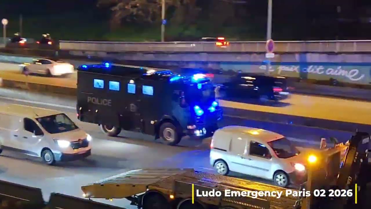 Rare ; Police 3 motards escortent le Blindé du Raid anc GIPN French police swat team responding 🇨🇵 