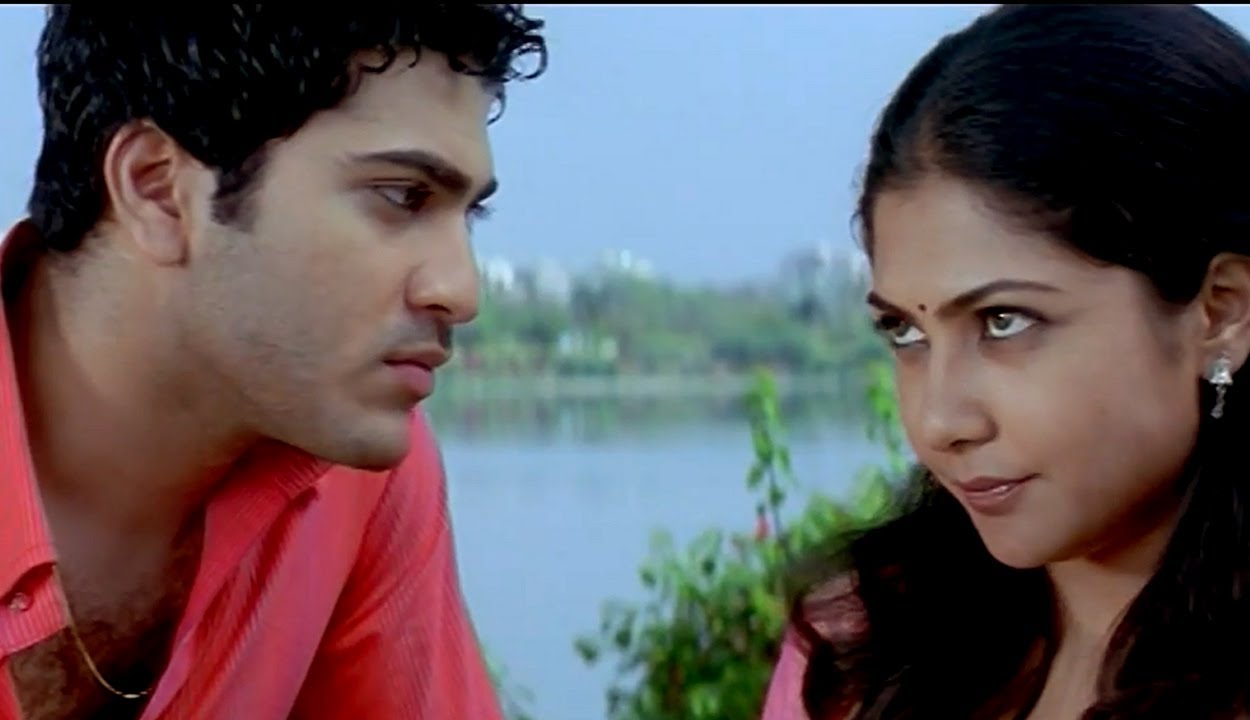 Gamyam Movie || Beautiful Love Scene Between Sharwanand & Kamalinee Mukherjee