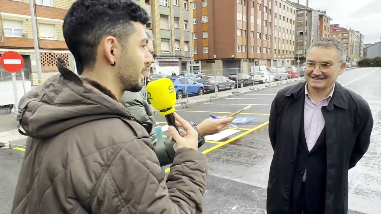 Aparcamiento en la calle Martín de La Calzada