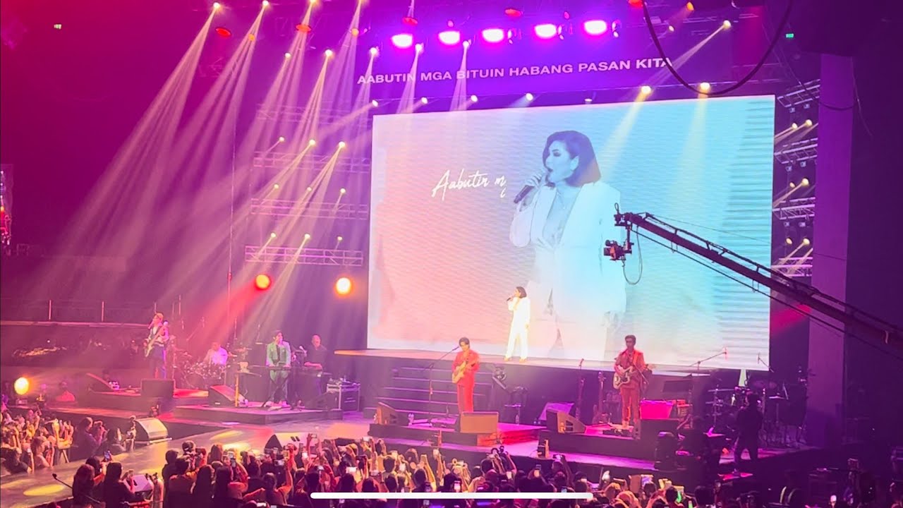 Istorya - @TheJuans  live in Araneta - with Ms. Regine Velasquez-Alcasid