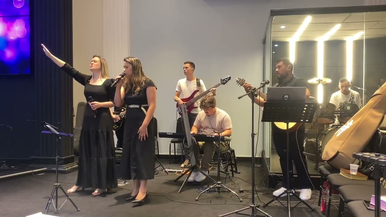 Com Muito louvor - Grupo ÊXODO