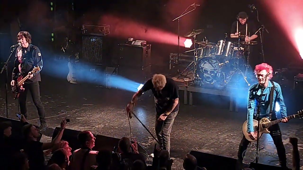 UK SUBS 'New York State Police' @punk_classics ☆ filmed by smoe production - instant idea