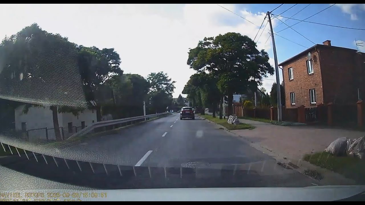 TEST | Wideorejestrator Navitel R37 GPS FHD - dzień / noc