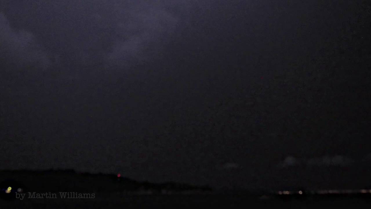 Flash bang wallop Hong Kong lightning storm 10 July 2016