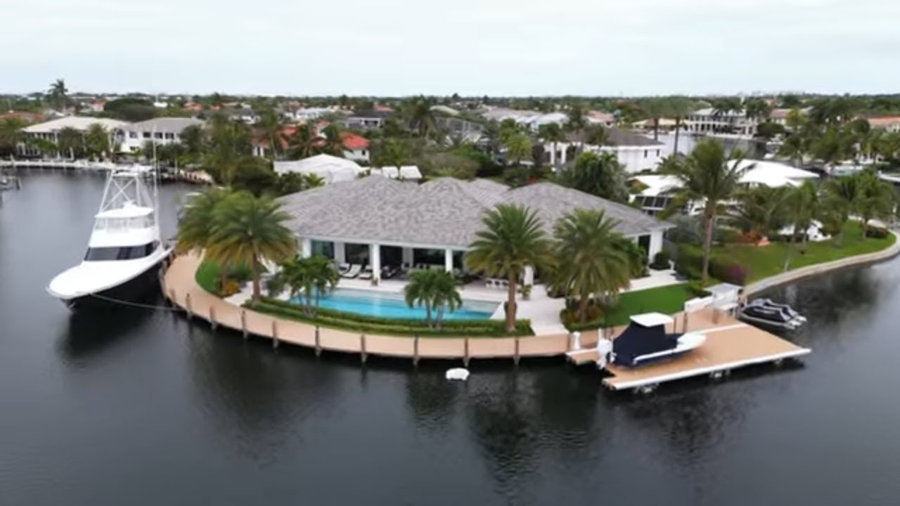 Luxurious Waterfront Living in Lighthouse Point