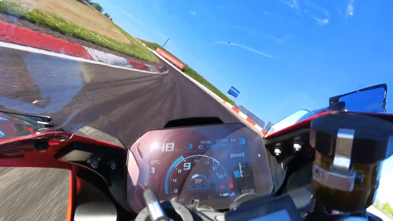 Touristenfahrt Motorrad Nürburgring GP Strecke 29 04 2025 Turn 02