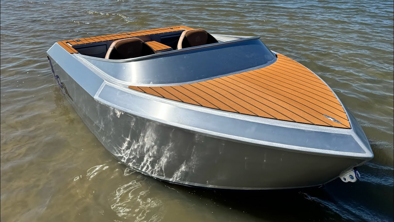 ZILLA Jet Boats.  Spicy 3.5m.  900cc Rotax