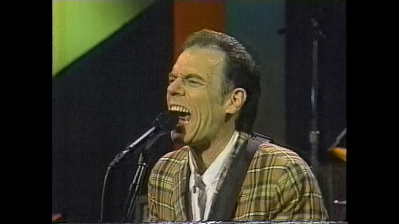 Little Village - She Runs Hot + Don't Bug Me When I'm Working (Tonight Show 4/10/92) HQ Stereo