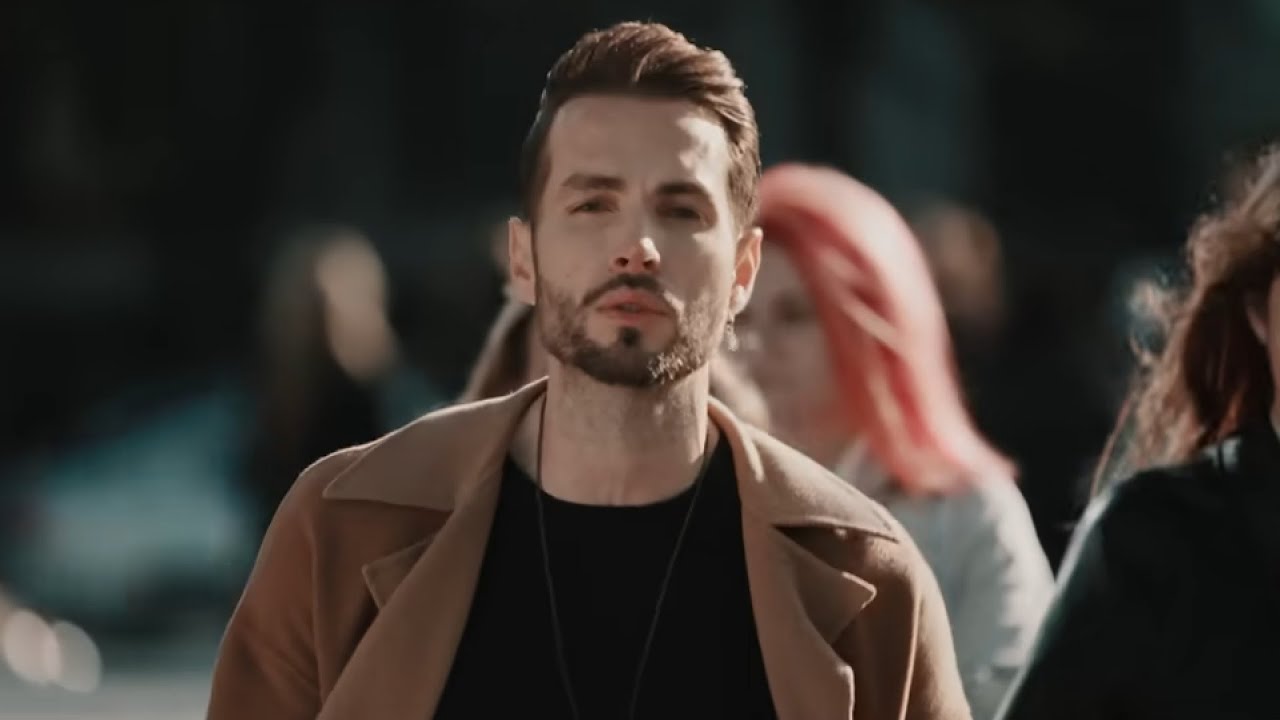 Randi - Stai o clipă, te rog