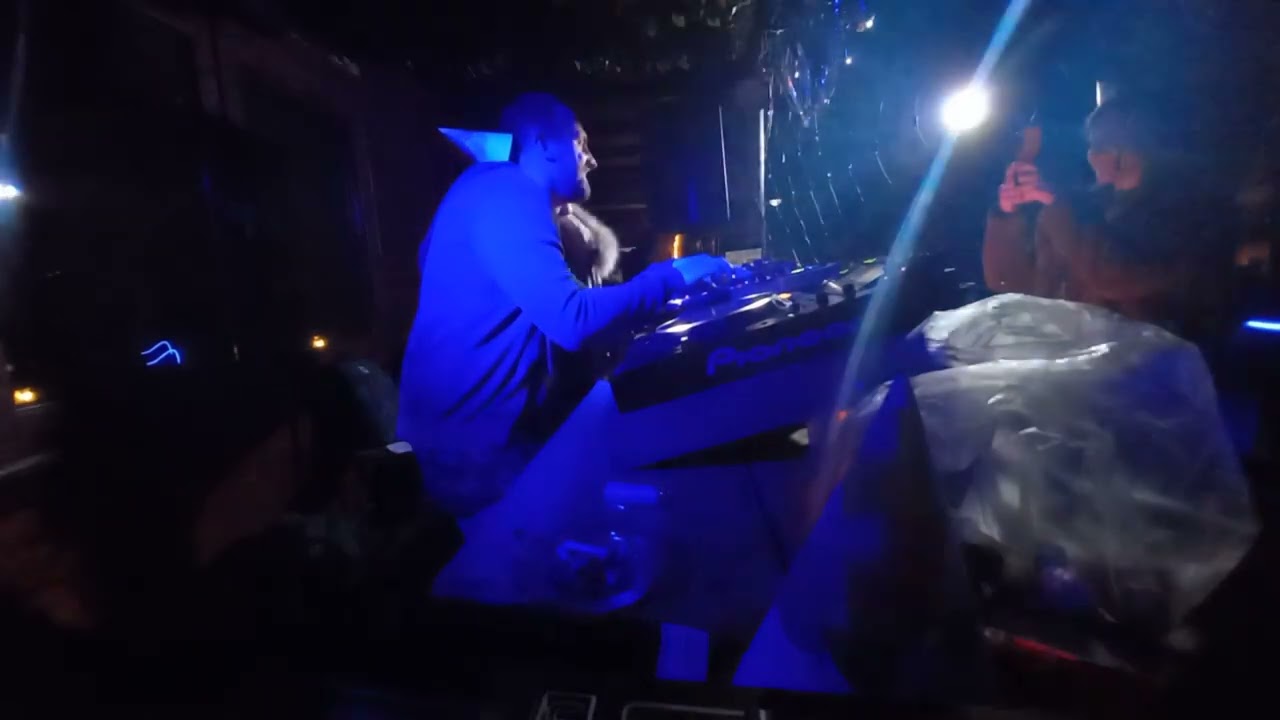 Milos Pesovic DJ set at Raft25th