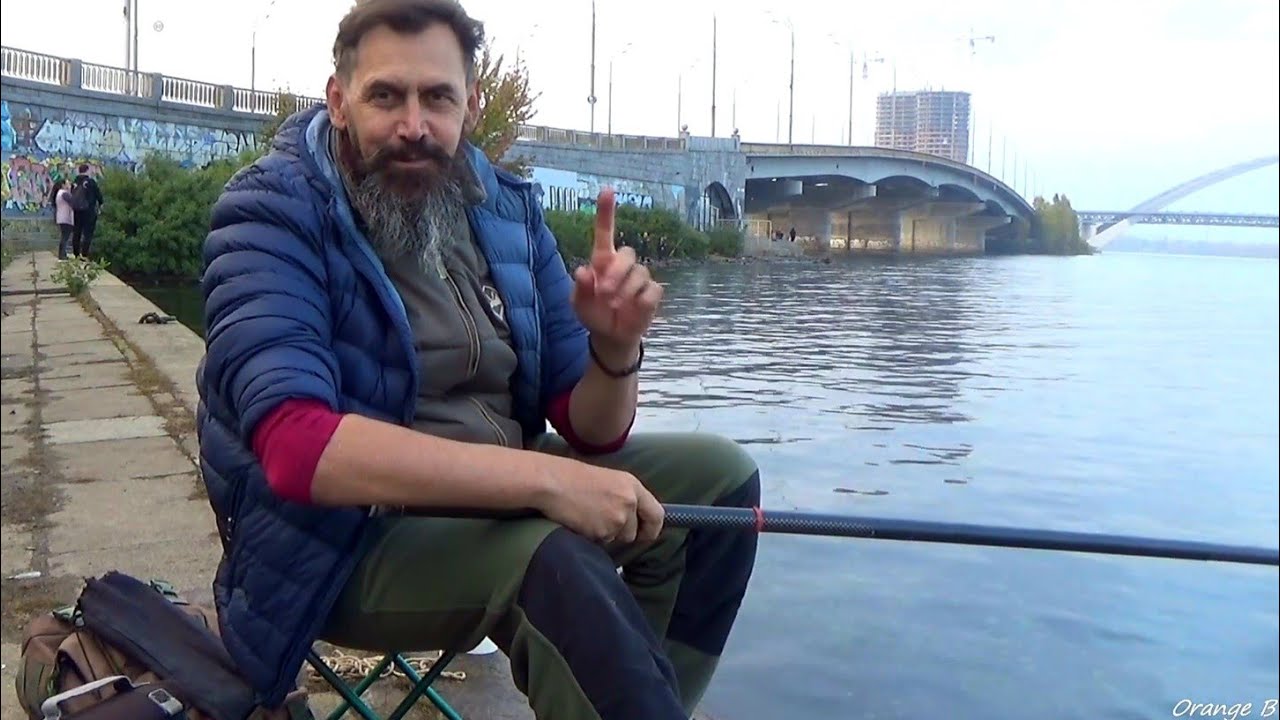 Рибалка в Києві. Махове вудлище. Плітка на поплавочну снасть.