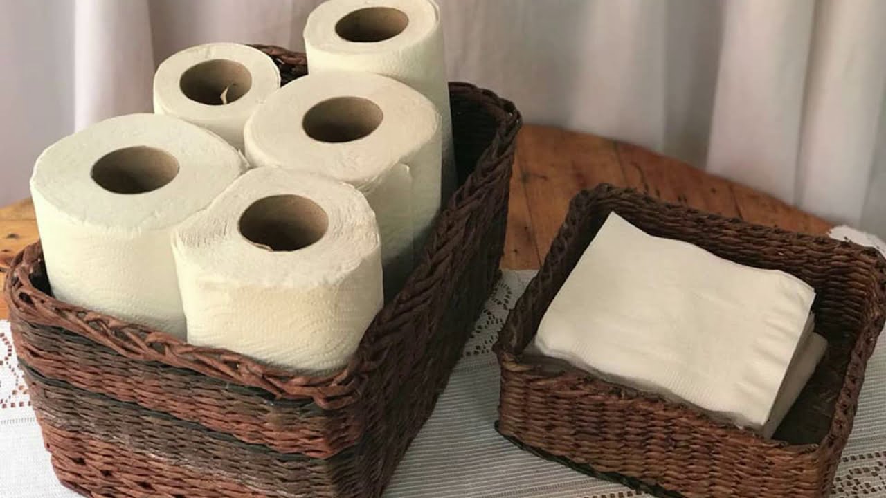 Cester&iacute;a con Papel