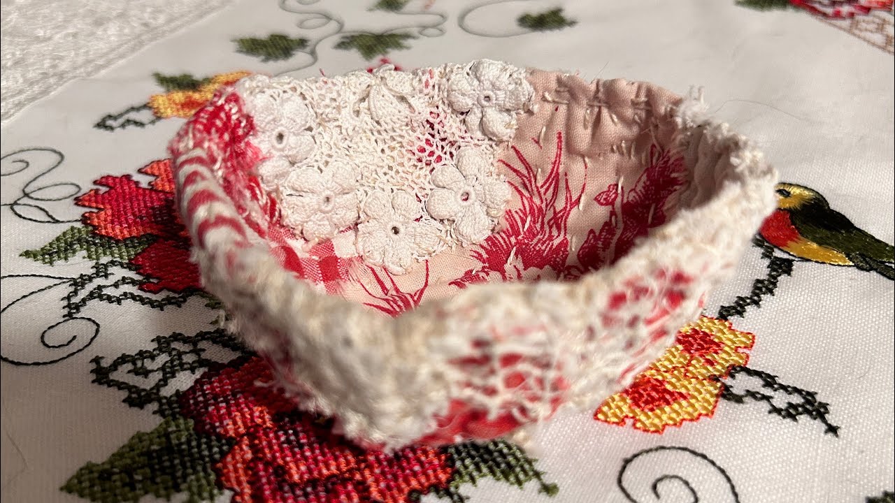 Making a small bowl #roxysjournalofstitichery