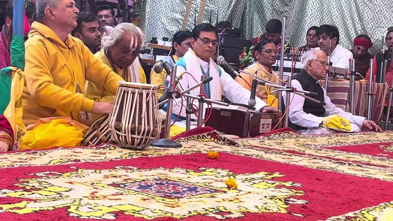 Dekho Dulha Chhavi Chhahraya re! देखो दूल्हा छवि छहराया रे।। पोंडीधाम ।।