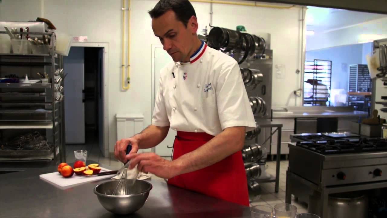Pâtisserie Recette - Tarte pistache aux fruits macaronné - Laurent Le Daniel (MOF)