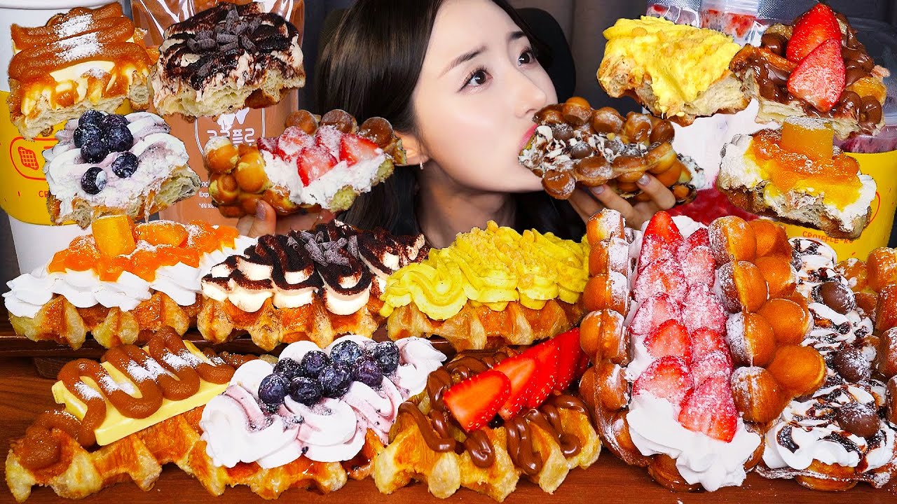 жевательный Десерт🥐 Шоколадно-клубничный Круассан вафля со взбитыми сливками АСМР Мукбанг