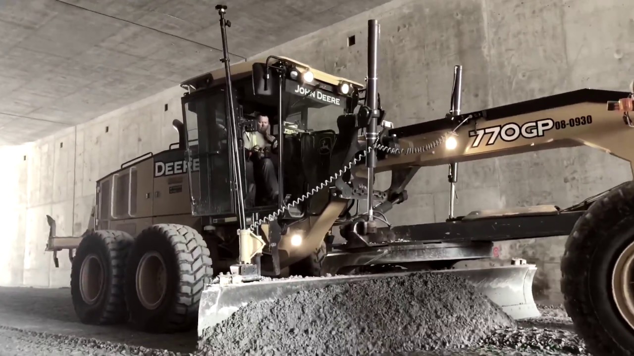 Topcon 3DMC Squared LPS (Grading In A Tunnel)
