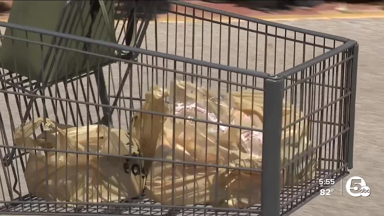 Plastic bags return to Giant Eagle