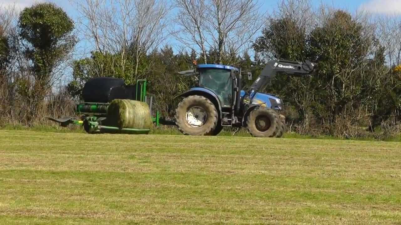 Silage 2013 - Wrapping Bales