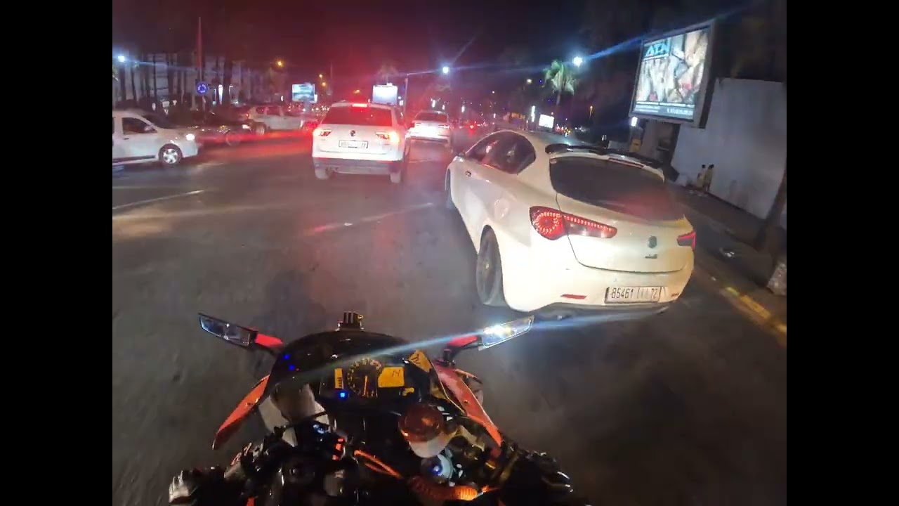 Enjoy a night ride in CASABLANCA Ain Diab #sound #motovlog #cbr #honda #cbr600rr #night #biker #bike