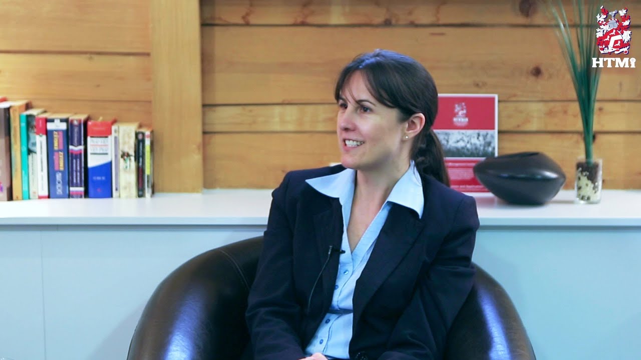 5-Star Luxury Hotel HR Manager on 