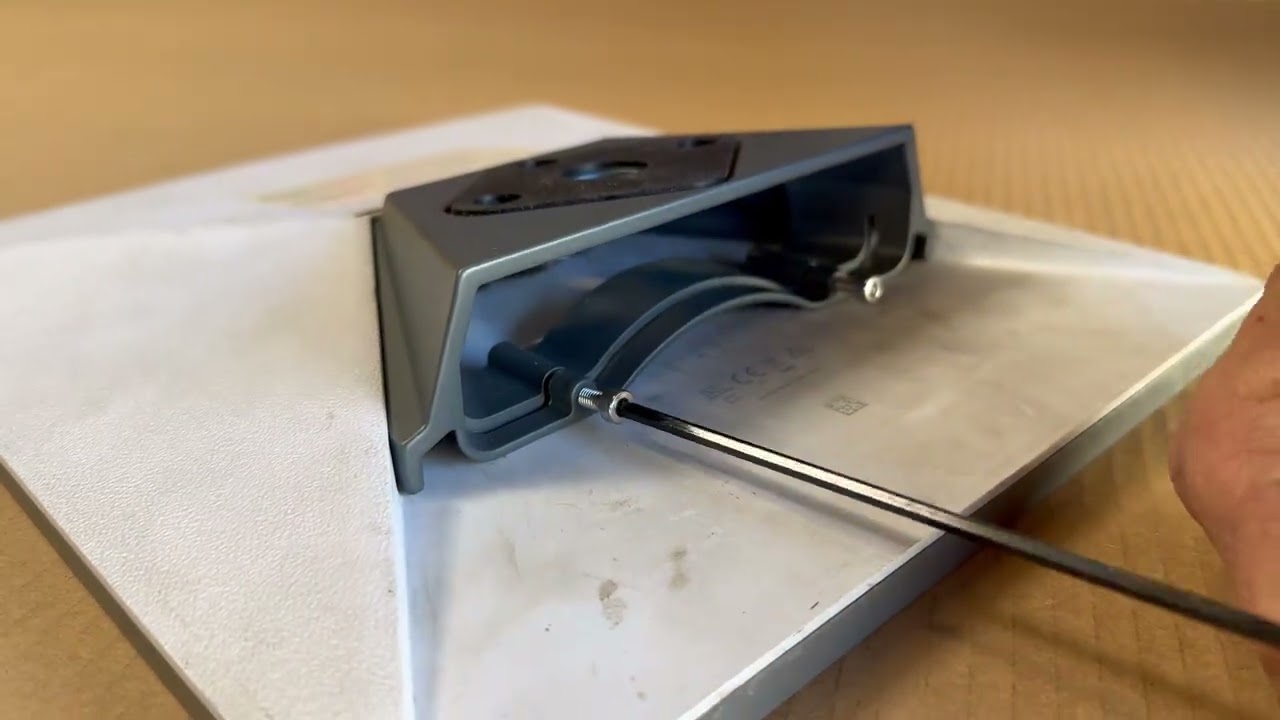 Starlink Mini Locking Metal Mount - Install and Removal