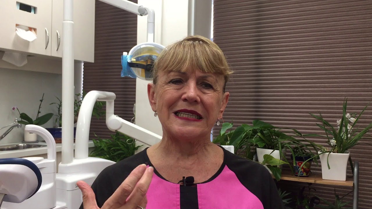 Discoloured Teeth - Veneers