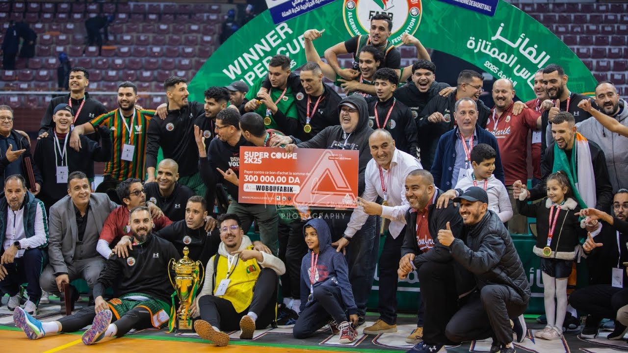 اهازيج و بوج انصار وداد بوفاريك ضد اتحاد العاصمة - 11-02-2025