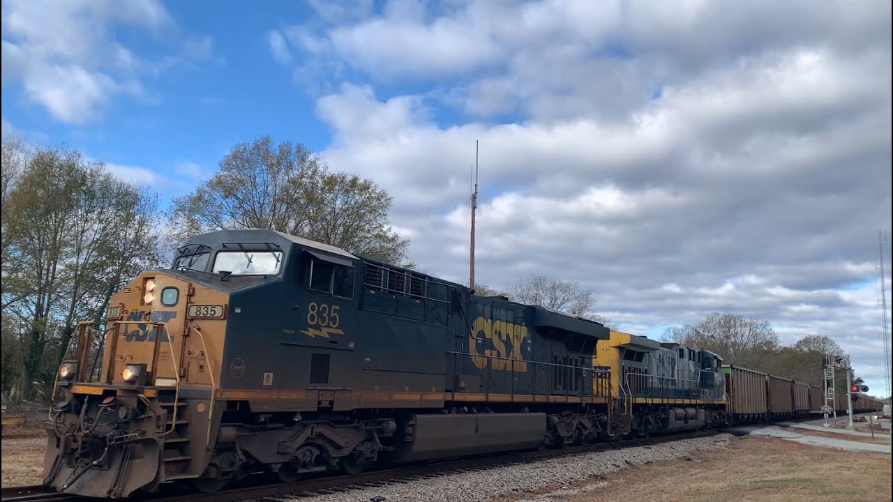 CSXT 835 Leads a C772-11 by Dover in Clinton, SC with a Rather Fouled-Sounding Horn!