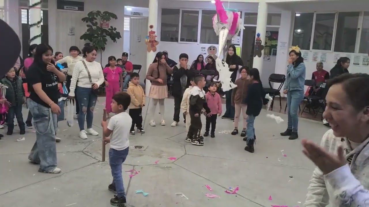 Piñatas DIF