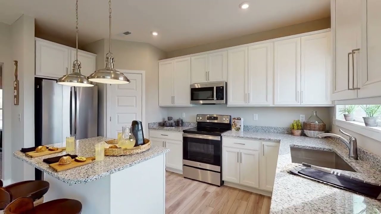 The Yosemite Floorplan by Fischer Homes | Model Home in Meadows of Brookville