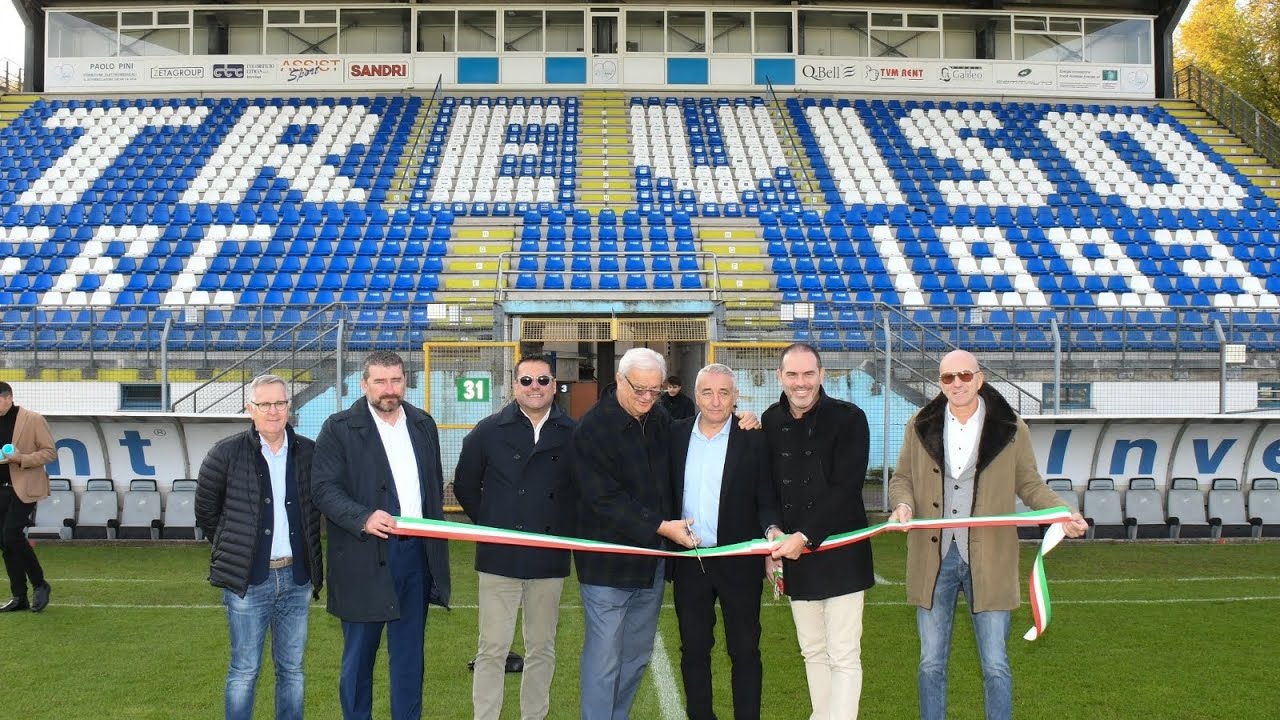 Inaugurati i nuovi seggiolini della tribuna centrale dello stadio Tenni di Treviso