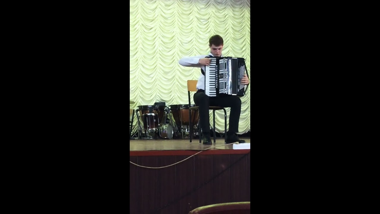 «Молдавская рапсодия» Двоскин. Исп.Хачатур Аведян.
