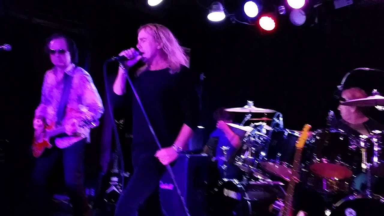 ROBIN ZANDER BAND Jump into the Fire