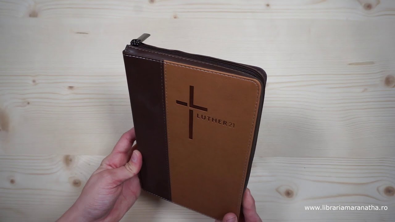 Biblia in limba germana - Luther21 - Standardausgabe, piele ecologica, culoare maro cu bej, fermoar